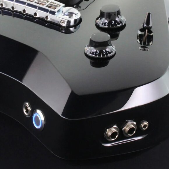 Fusion Smart Electric Guitar with iPhone Dock - Picture 6 of 7